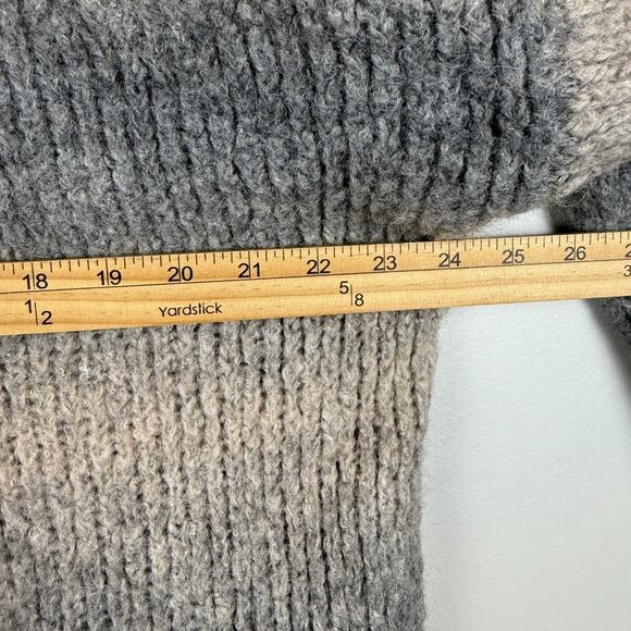 Banana Republic Vernice Sweater Women's M Gray Beige Ombré Knit Oversized Cozy - Picture 6 of 7